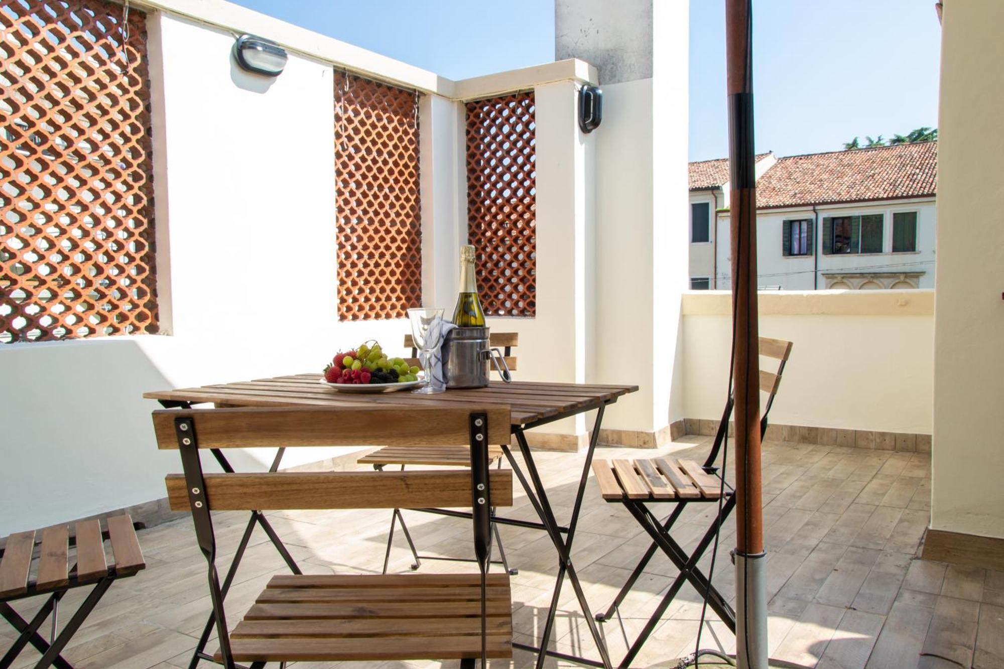 Padova Umberto Center Appartments Экстерьер фото